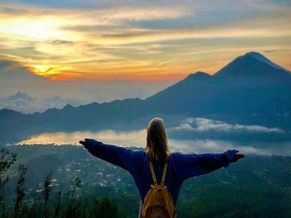 Paket Mendaki Gunung Batur Untuk Domestik