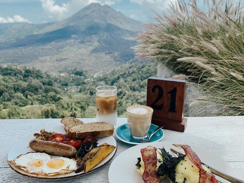 Harga dan Menu di Montana Del Cafe